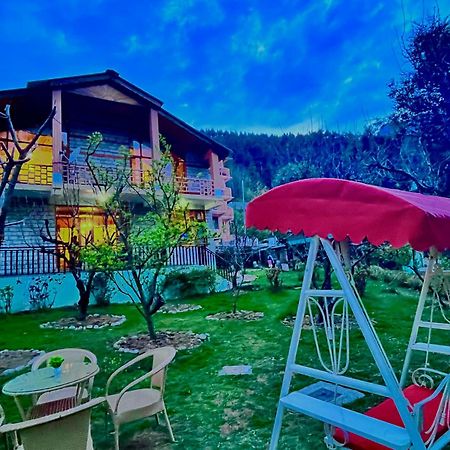 The Manu Emerald # Farmhouse # Top Selling Cottage In Manali # Peaceful Heritage Cozy Stay # Lawn With Bonfire # Most Awarded Exteriör bild
