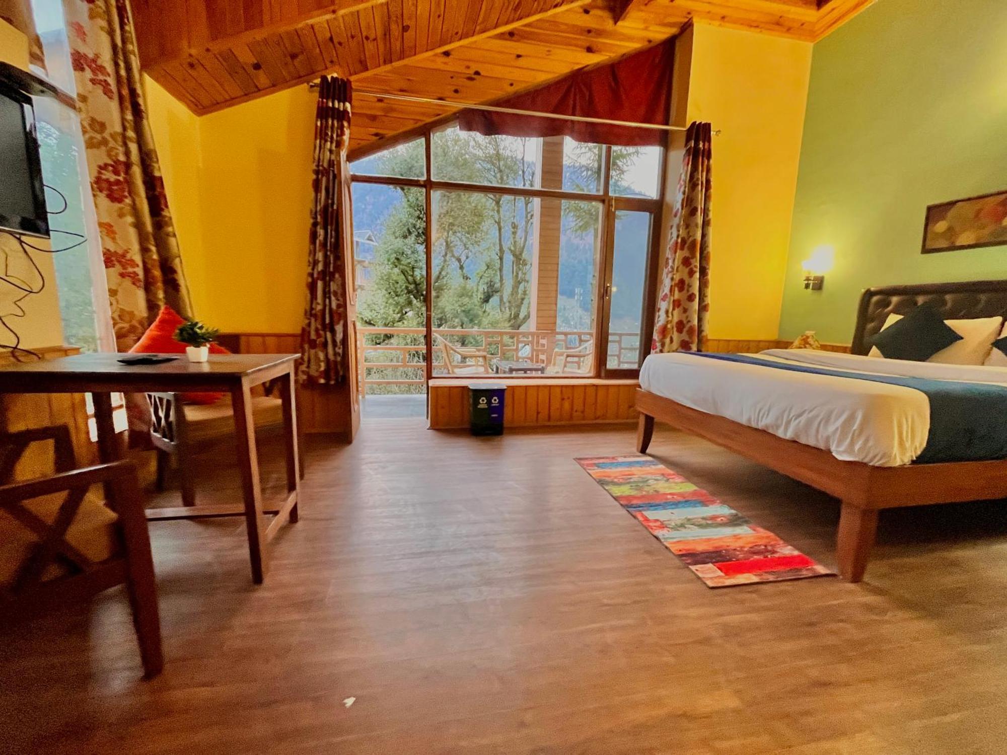 The Manu Emerald # Farmhouse # Top Selling Cottage In Manali # Peaceful Heritage Cozy Stay # Lawn With Bonfire # Most Awarded Exteriör bild