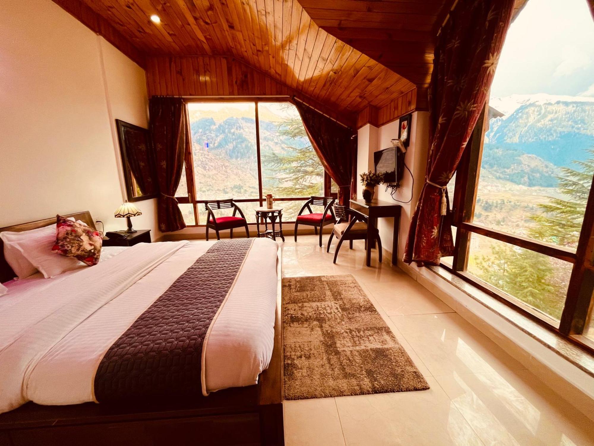 The Manu Emerald # Farmhouse # Top Selling Cottage In Manali # Peaceful Heritage Cozy Stay # Lawn With Bonfire # Most Awarded Exteriör bild