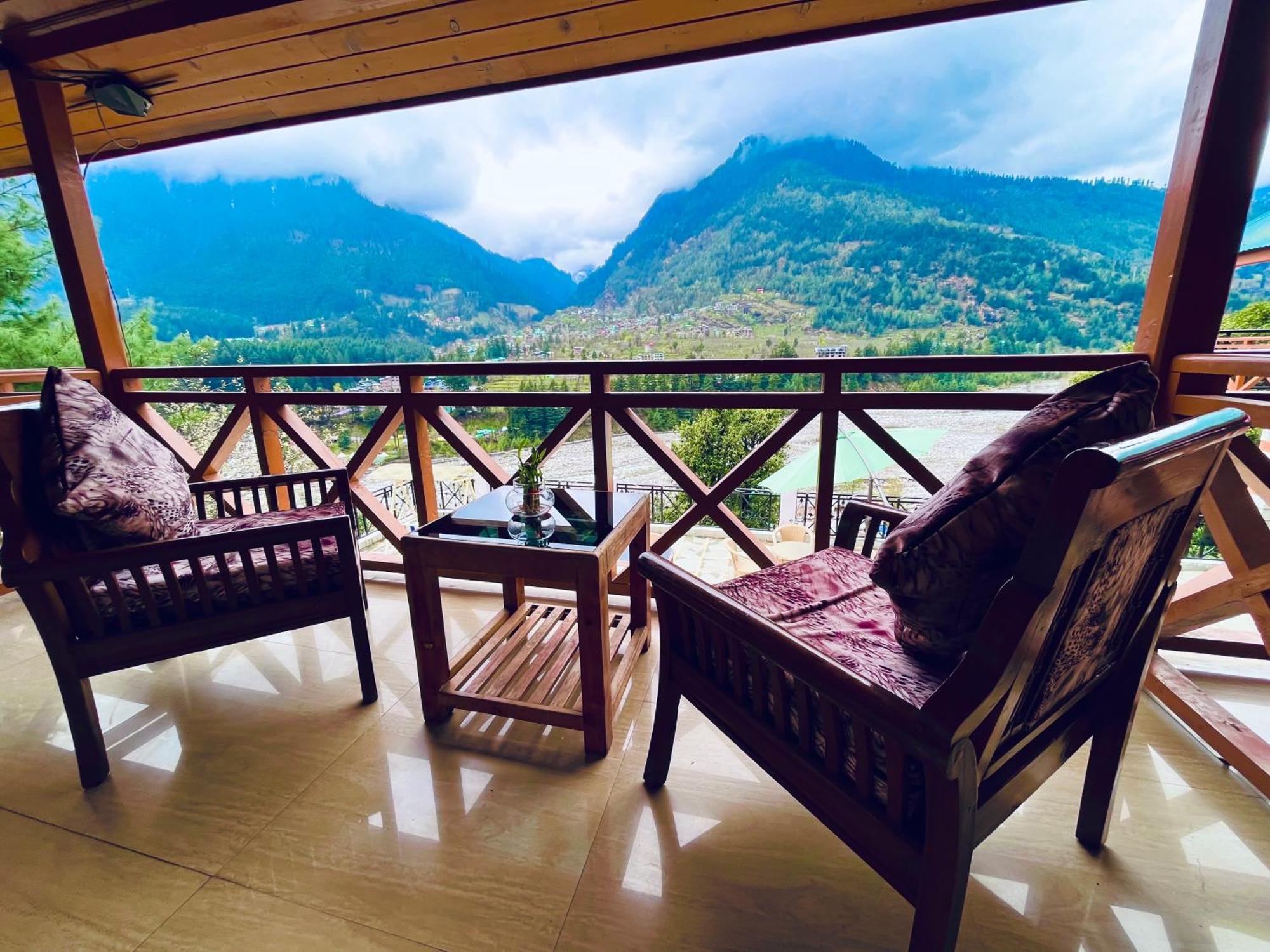 The Manu Emerald # Farmhouse # Top Selling Cottage In Manali # Peaceful Heritage Cozy Stay # Lawn With Bonfire # Most Awarded Exteriör bild
