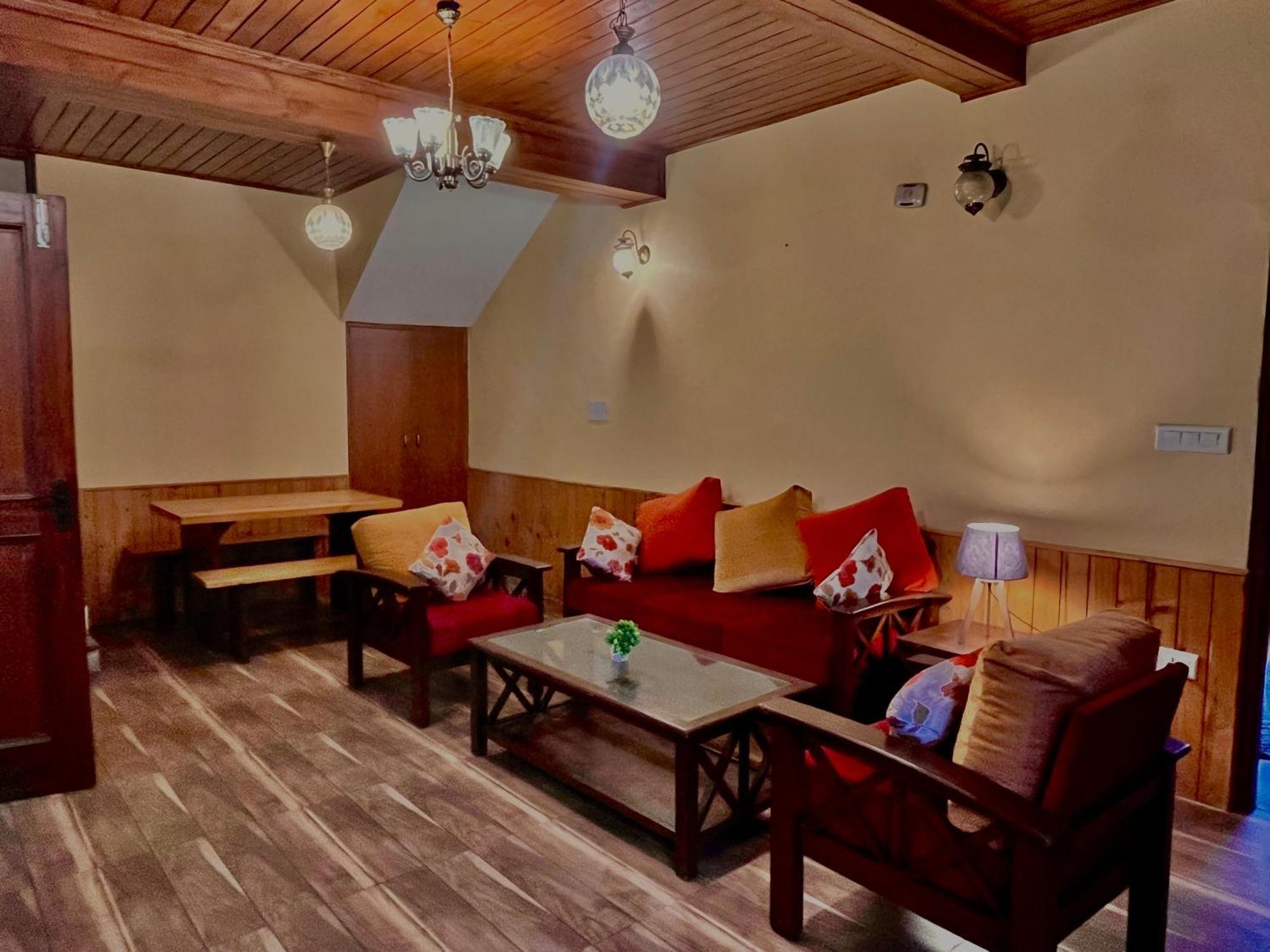 The Manu Emerald # Farmhouse # Top Selling Cottage In Manali # Peaceful Heritage Cozy Stay # Lawn With Bonfire # Most Awarded Exteriör bild