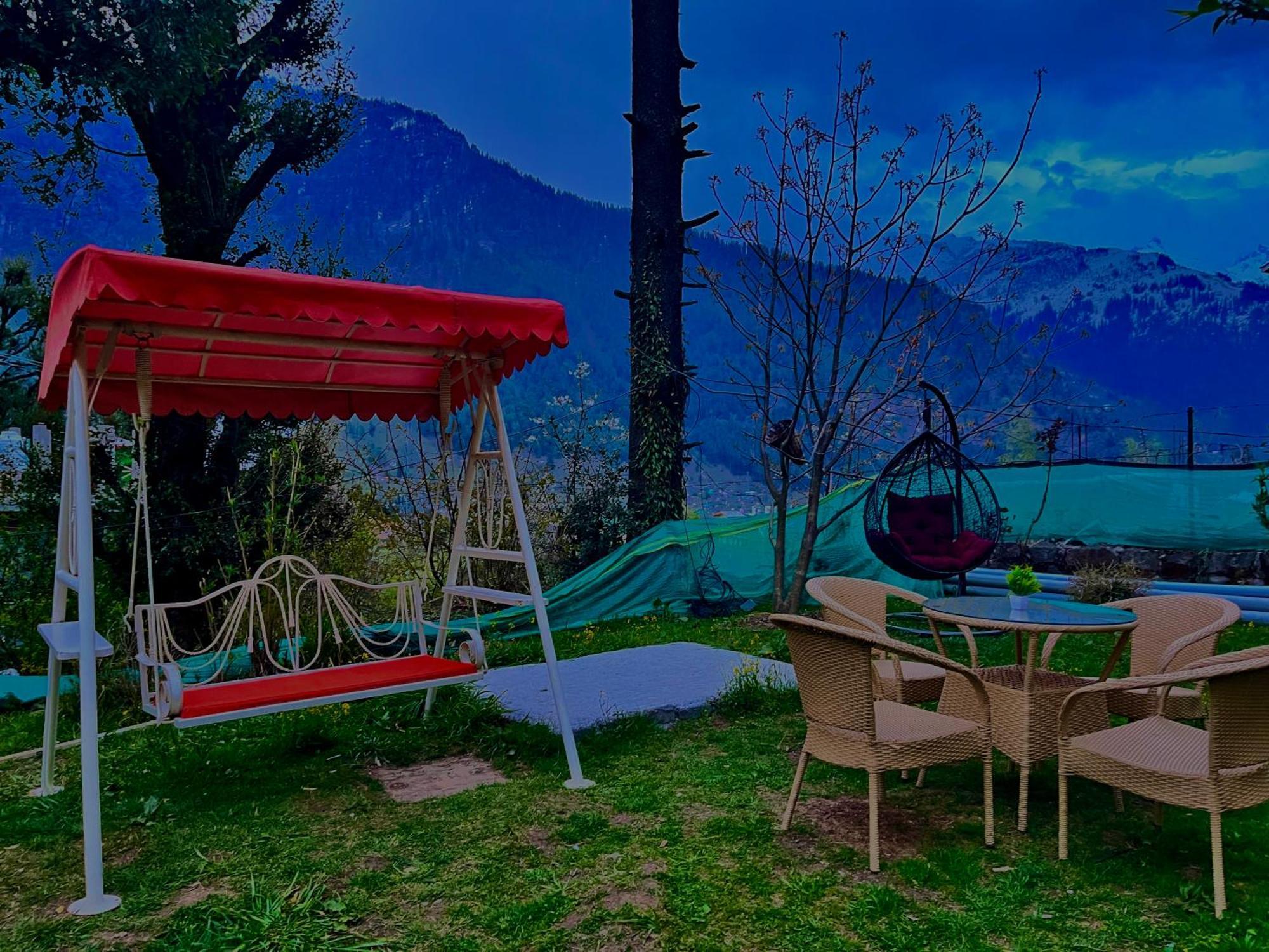 The Manu Emerald # Farmhouse # Top Selling Cottage In Manali # Peaceful Heritage Cozy Stay # Lawn With Bonfire # Most Awarded Exteriör bild