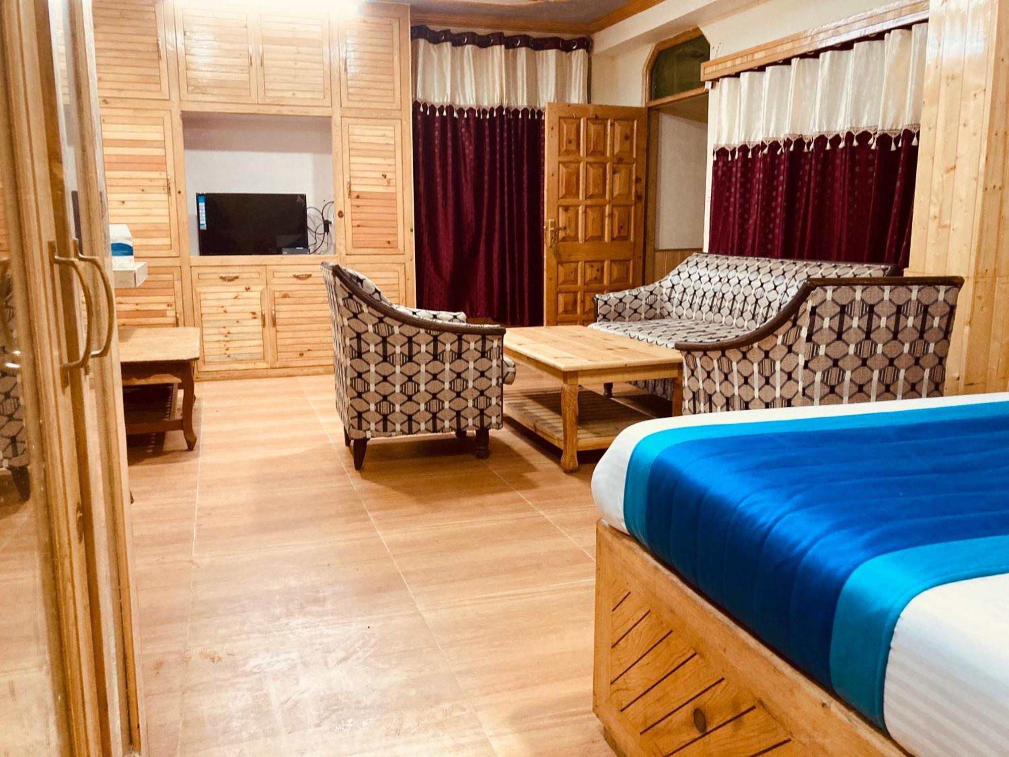 The Manu Emerald # Farmhouse # Top Selling Cottage In Manali # Peaceful Heritage Cozy Stay # Lawn With Bonfire # Most Awarded Exteriör bild